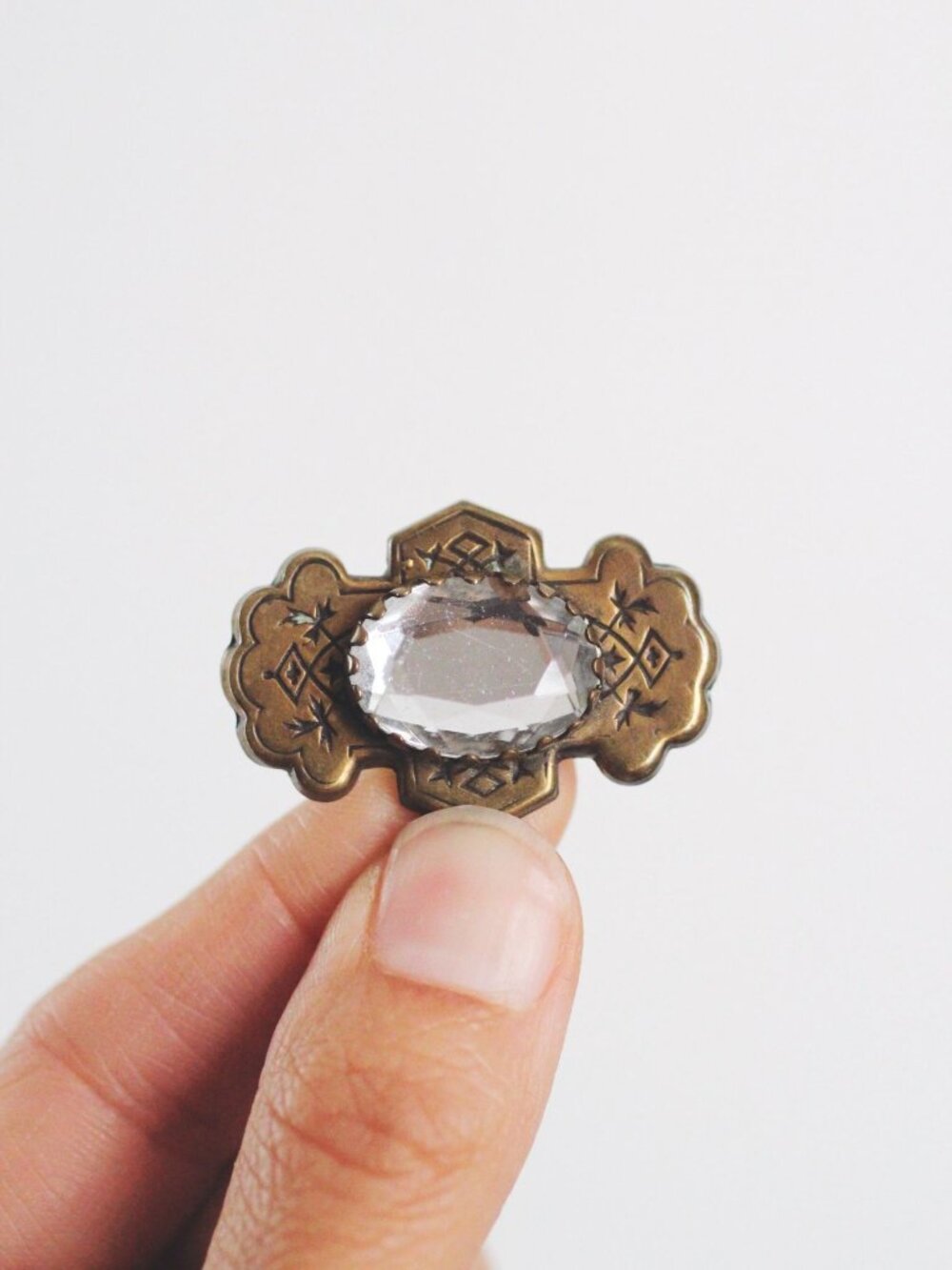 Vintage Czech Faceted Glass Oval Brooch Pin Stamped Brass Edwardian Victorian Fl